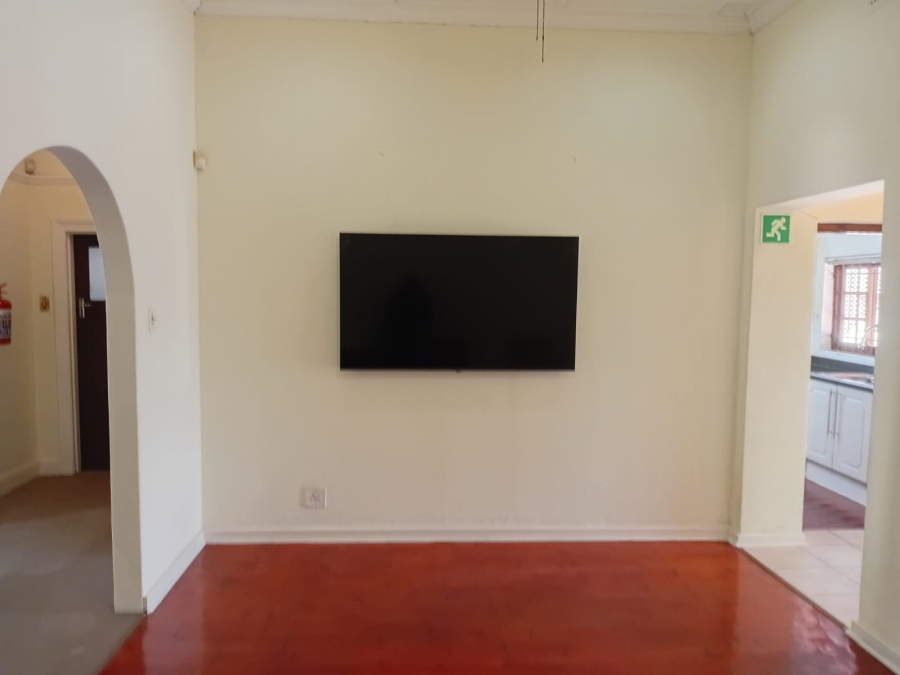 To Let 4 Bedroom Property for Rent in Selborne Eastern Cape